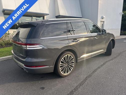 Magnetic Gray Metallic 2020 Lincoln Aviator Black Label AWD