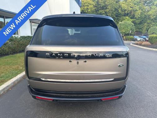 2023 Land Rover Range Rover P400 SE