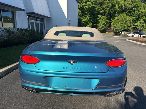 Topaz Blue 2024 Bentley Continental GT V8