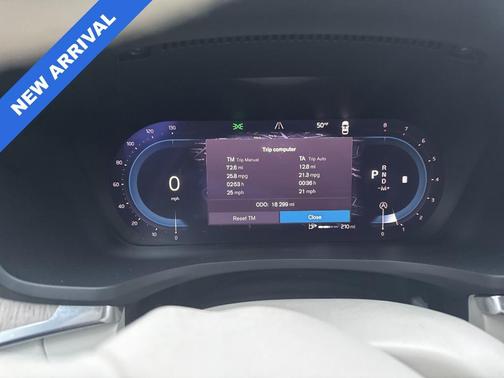 2024 Volvo S60 B5 Plus Dark Theme