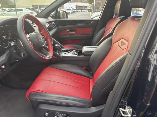 2022 Bentley Bentayga V8