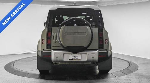 2024 Land Rover Defender P400 S