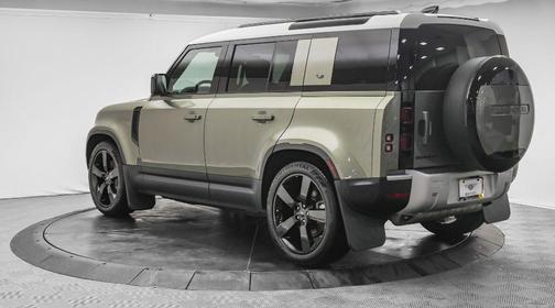 2024 Land Rover Defender P400 S