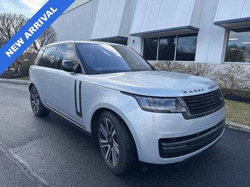 2023 Land Rover Range Rover P530 SE