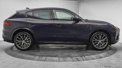 Night 2026 Maserati Grecale Modena