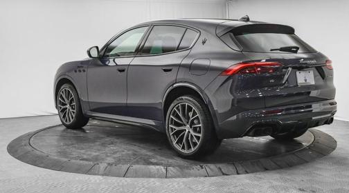 Night 2026 Maserati Grecale Modena