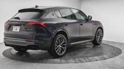 Night 2026 Maserati Grecale Modena