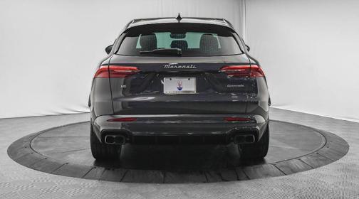 Night 2026 Maserati Grecale Modena