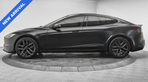 2022 Tesla Model S Plaid