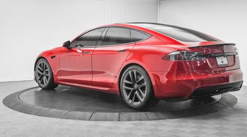 2021 Tesla Model S Plaid