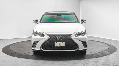 2023 Lexus ES 300h Base