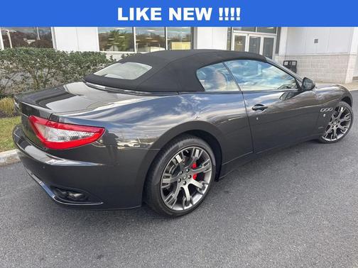 2014 Maserati GranTurismo Base