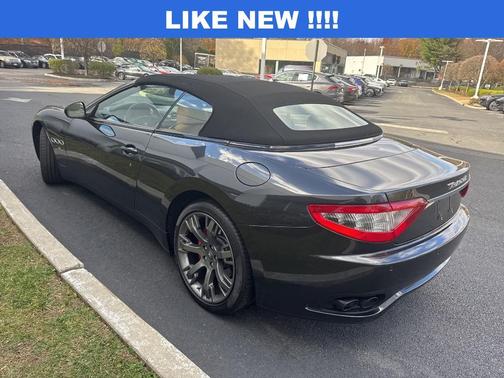 2014 Maserati GranTurismo Base