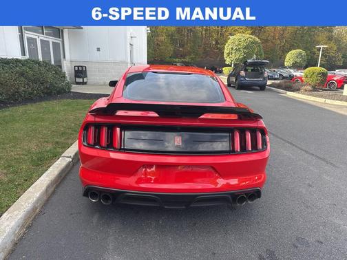 2019 Ford Shelby GT350 Base
