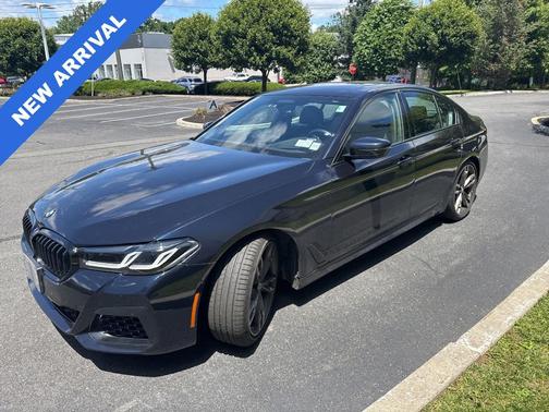 Carbon Black Metallic 2021 BMW M550 i xDrive
