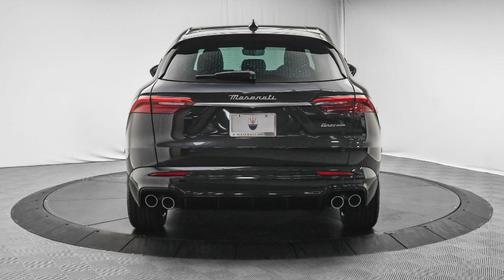 Black 2025 Maserati Grecale Base