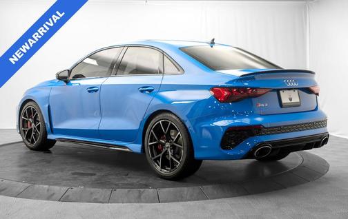 Turbo Blue 2022 Audi RS 3 2.5T
