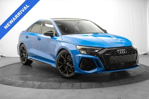 Turbo Blue 2022 Audi RS 3 2.5T