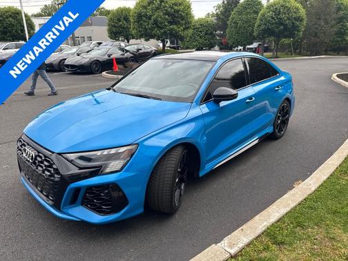 Turbo Blue 2022 Audi RS 3 2.5T