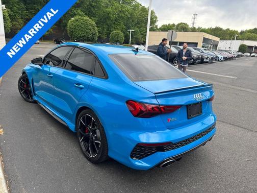 Turbo Blue 2022 Audi RS 3 2.5T