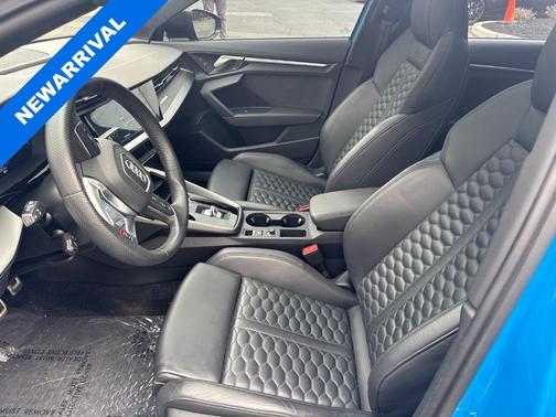 Turbo Blue 2022 Audi RS 3 2.5T
