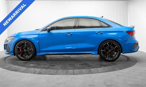 Turbo Blue 2022 Audi RS 3 2.5T