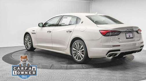 2022 Maserati Quattroporte Modena Q4