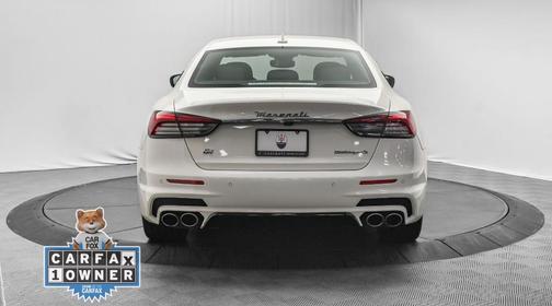 2022 Maserati Quattroporte Modena Q4