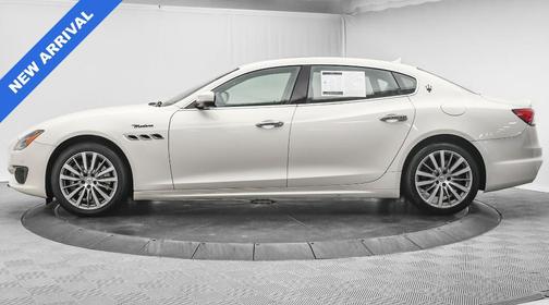2022 Maserati Quattroporte Modena Q4