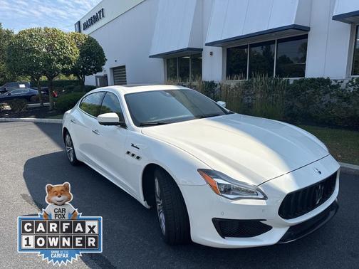 2022 Maserati Quattroporte Modena Q4