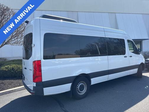 Arctic White 2025 Mercedes-Benz Sprinter 2500 High Roof