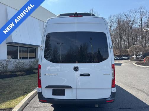 Arctic White 2025 Mercedes-Benz Sprinter 2500 High Roof