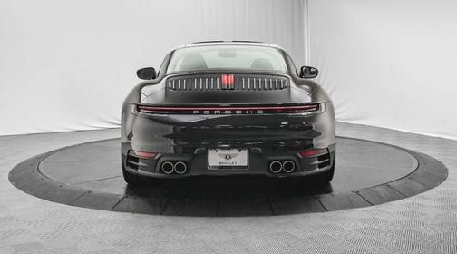 2022 Porsche 911 Targa 4S