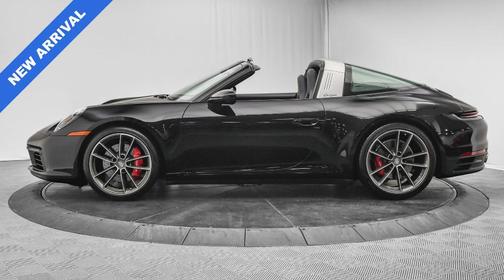 2022 Porsche 911 Targa 4S