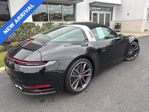 2022 Porsche 911 Targa 4S