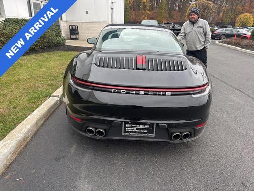2022 Porsche 911 Targa 4S