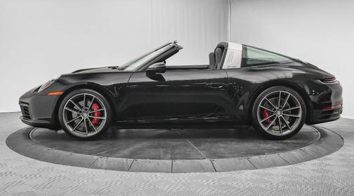 2022 Porsche 911 Targa 4S