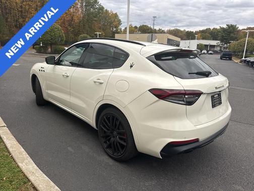 2022 Maserati Levante Modena