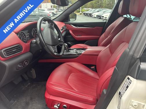 2022 Maserati Levante Modena