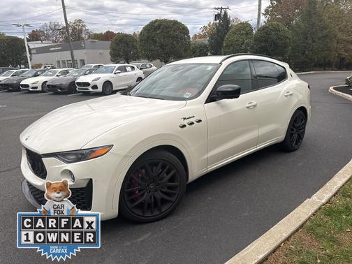 2022 Maserati Levante Modena