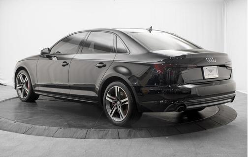 Mythos Black Metallic 2017 Audi A4 2.0T Premium Plus