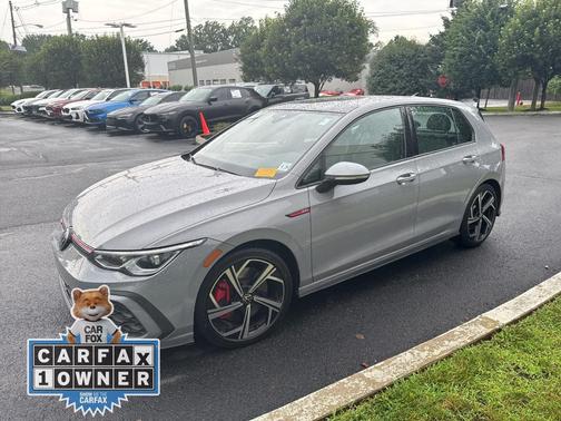 2024 Volkswagen Golf GTI 2.0T SE