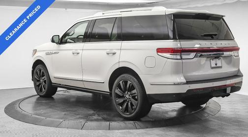 2022 Lincoln Navigator Reserve