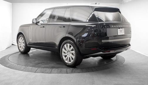 Santorini Black 2023 Land Rover Range Rover P400 SE