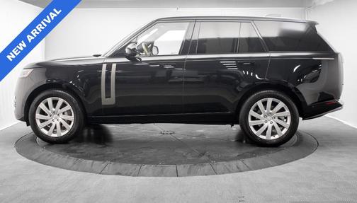 Santorini Black 2023 Land Rover Range Rover P400 SE