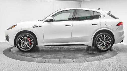 2026 Maserati Grecale 