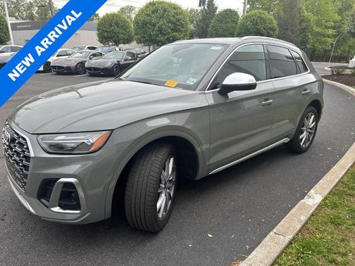 Quantum Gray 2022 Audi SQ5 3.0T Premium Plus