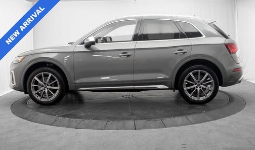 Quantum Gray 2022 Audi SQ5 3.0T Premium Plus