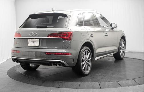 Quantum Gray 2022 Audi SQ5 3.0T Premium Plus