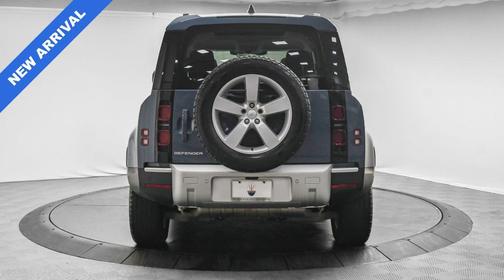 2024 Land Rover Defender P400 S